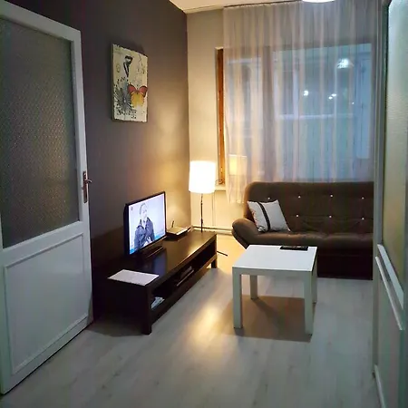 Eves Home Apart * בורסה